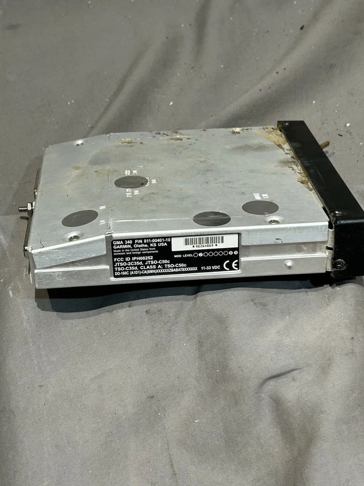 Panel de audio Garmin GMA 340 P/N 011-00401-10 (para piezas) Foto 2 de 4