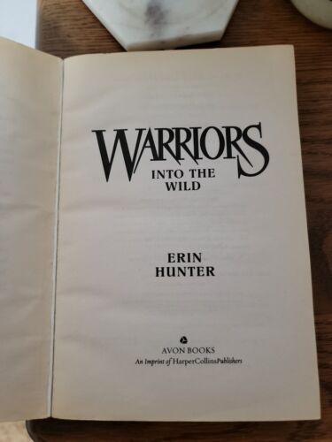 Into the Wild (Warrior Cats) - Hunter, Erin: 9780007233618 - AbeBooks