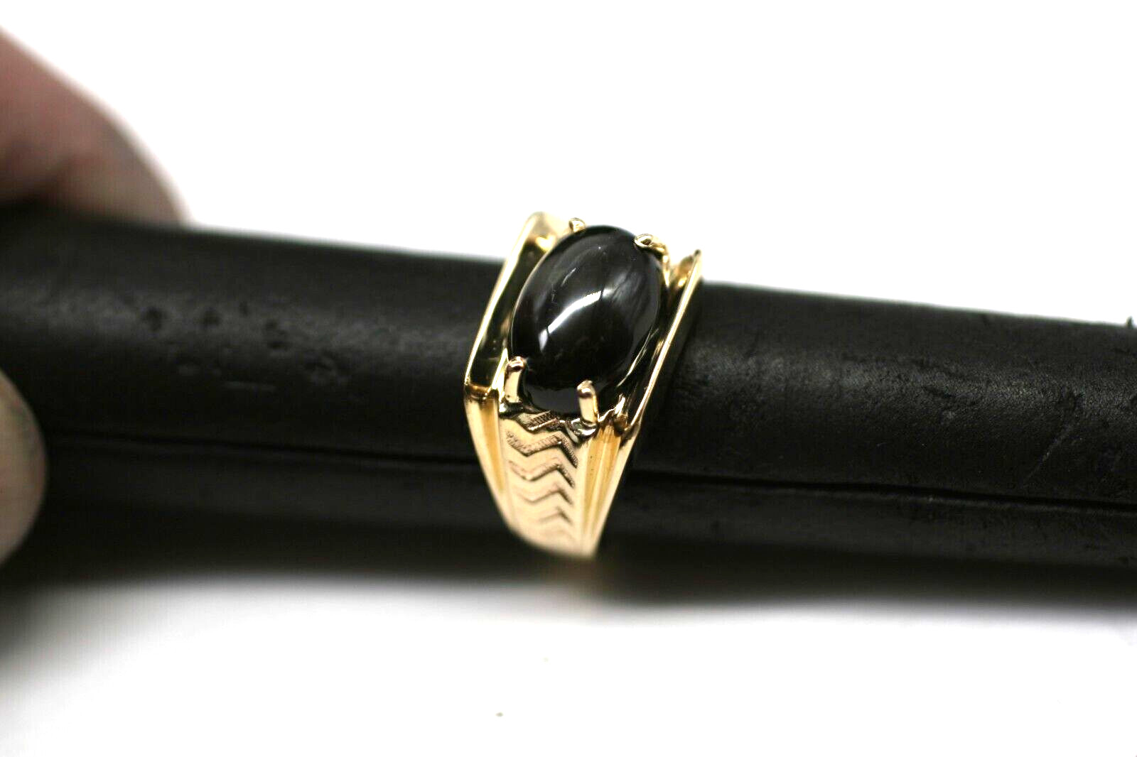 Black Star Stone Ring 14K Solid Gold Gemstone Rin… - image 1