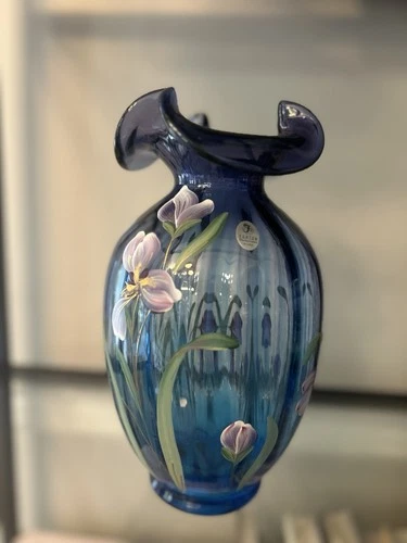 VTG FENTON Mulberry Connoisseur Floral & Dragonfly Vase LTD ED 167/1750 10.5"H