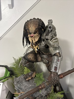 Sideshow EXCLUSIVE -DELUXE Big Game Cover Art Predator statue