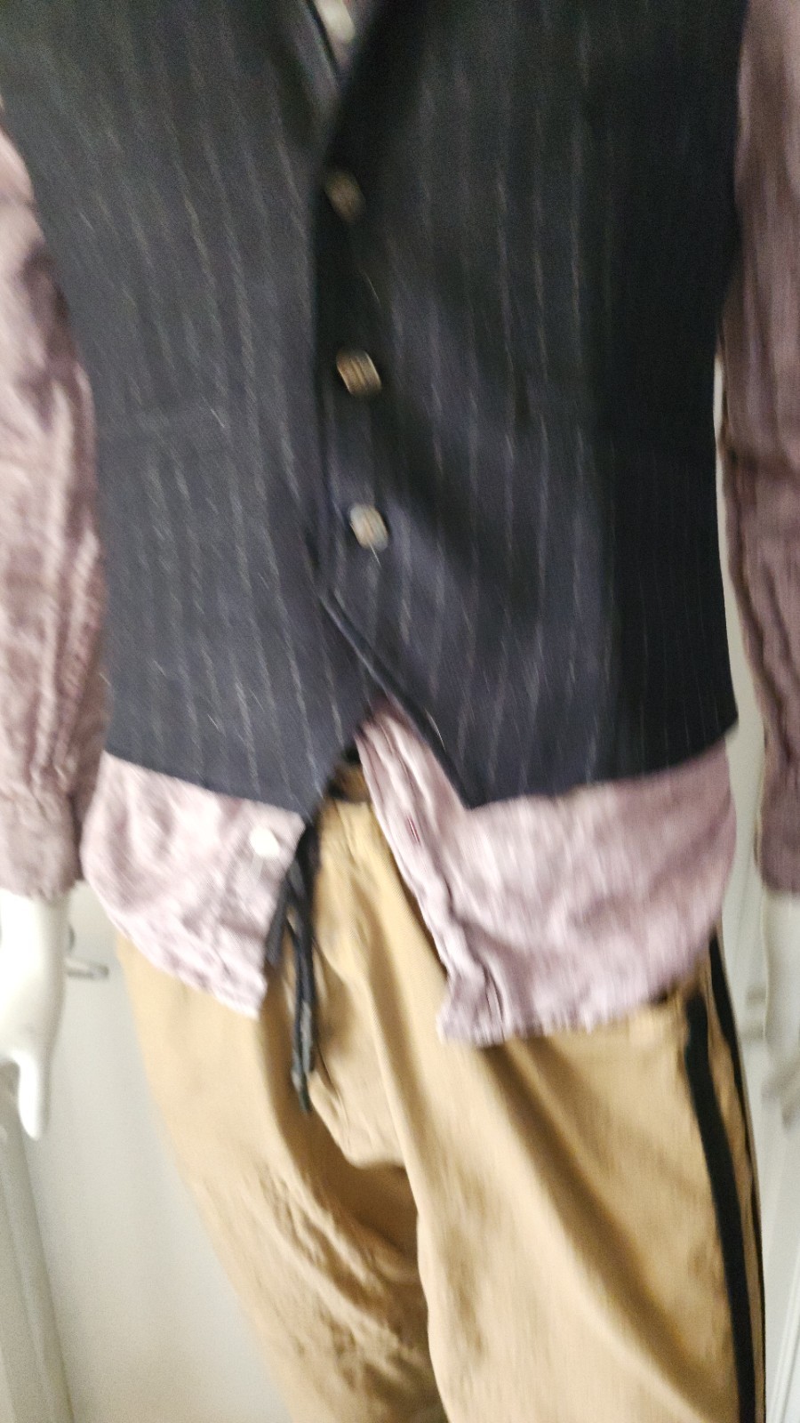 Picture 3 of 9