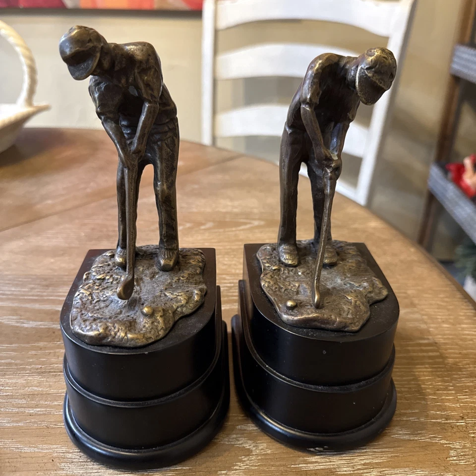 Vintage Cast Metal Golfer Swinging Bookends Bronze Finish w/Patina Pre-owned - Image 2 of 4
