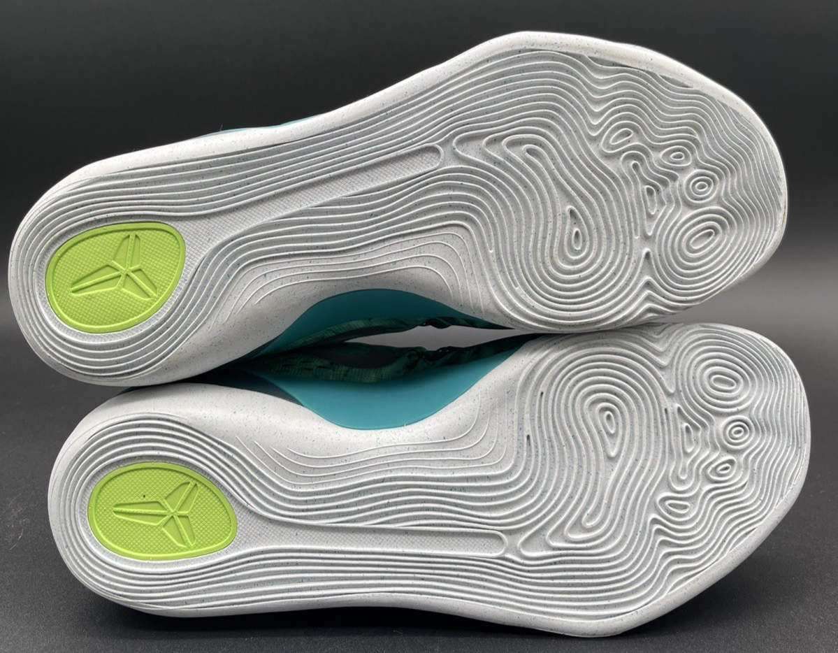 Size 10.5 - Nike Kobe 9 EM Easter for sale online | eBay display picture 3