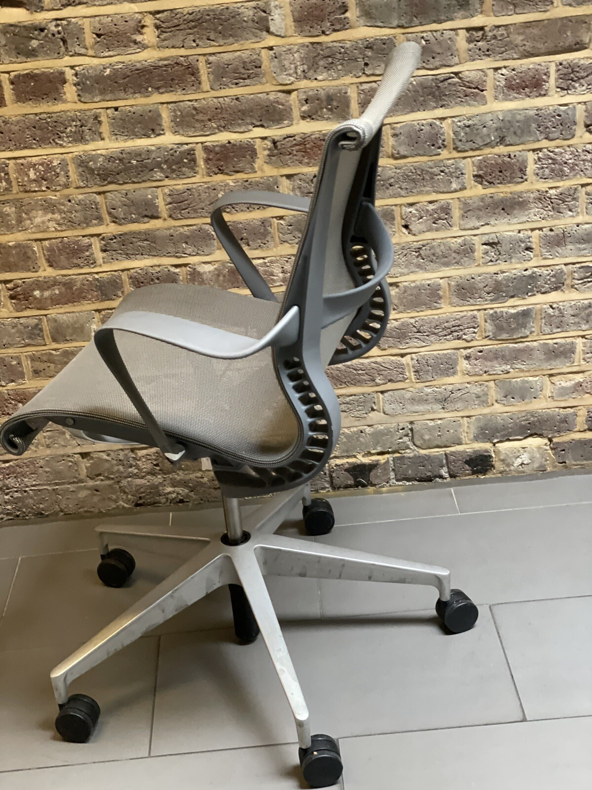 HERMAN MILLER SETU Chair in Grey eBay