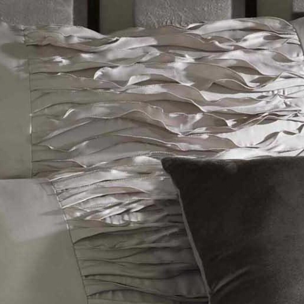 Kylie Minogue Bedding Luxury Gianna Ruffled Single Size Duvet Cover