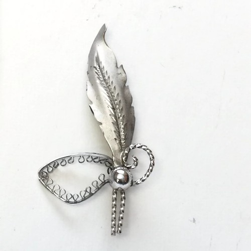 Vintage Uncas Curtis Creations Sterling Silver Feather Leaf Bow Brooch Pin