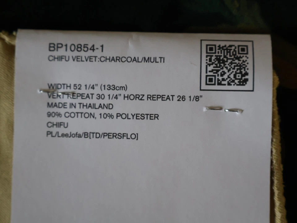 NEW SAMPLE GP&J Baker California Velvet Remnant 17"X12" CHARCOAL MULTI BP10854-1 - Image 3 of 4