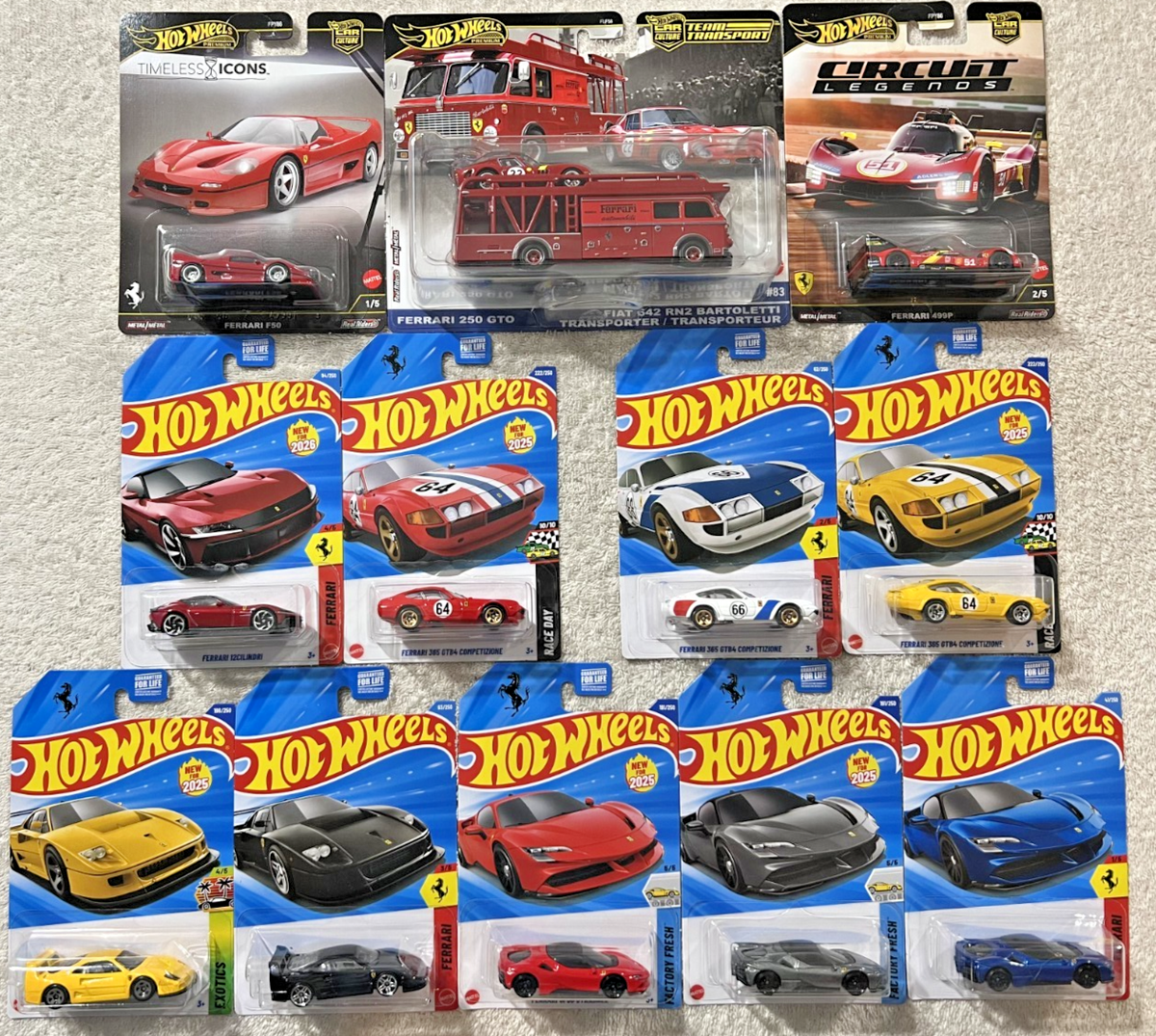 HOT WHEELS FERRARI LOT OF 12 PREMIUM TEAM TRANSPORT BASE **NEW