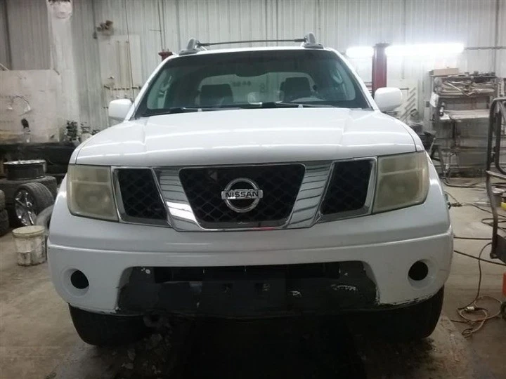 2005-2018 Nissan Frontier Upper Engine intake Manifold Assembly OEM - Image 4 of 4