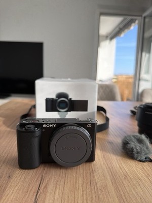 Sony Alpha ZV-E10