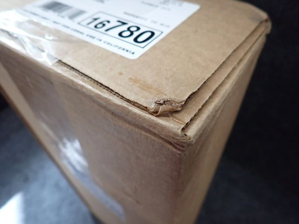 Walker Ultra EPA 16780 Direct Fit Catalytic Converter, Rear - Image 4 of 4