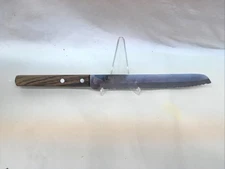 VTG BARRETT'S KNIFE STAINLESS STEEL SERRATED 8" BLADE WOOD HANDLE W/RIVETS