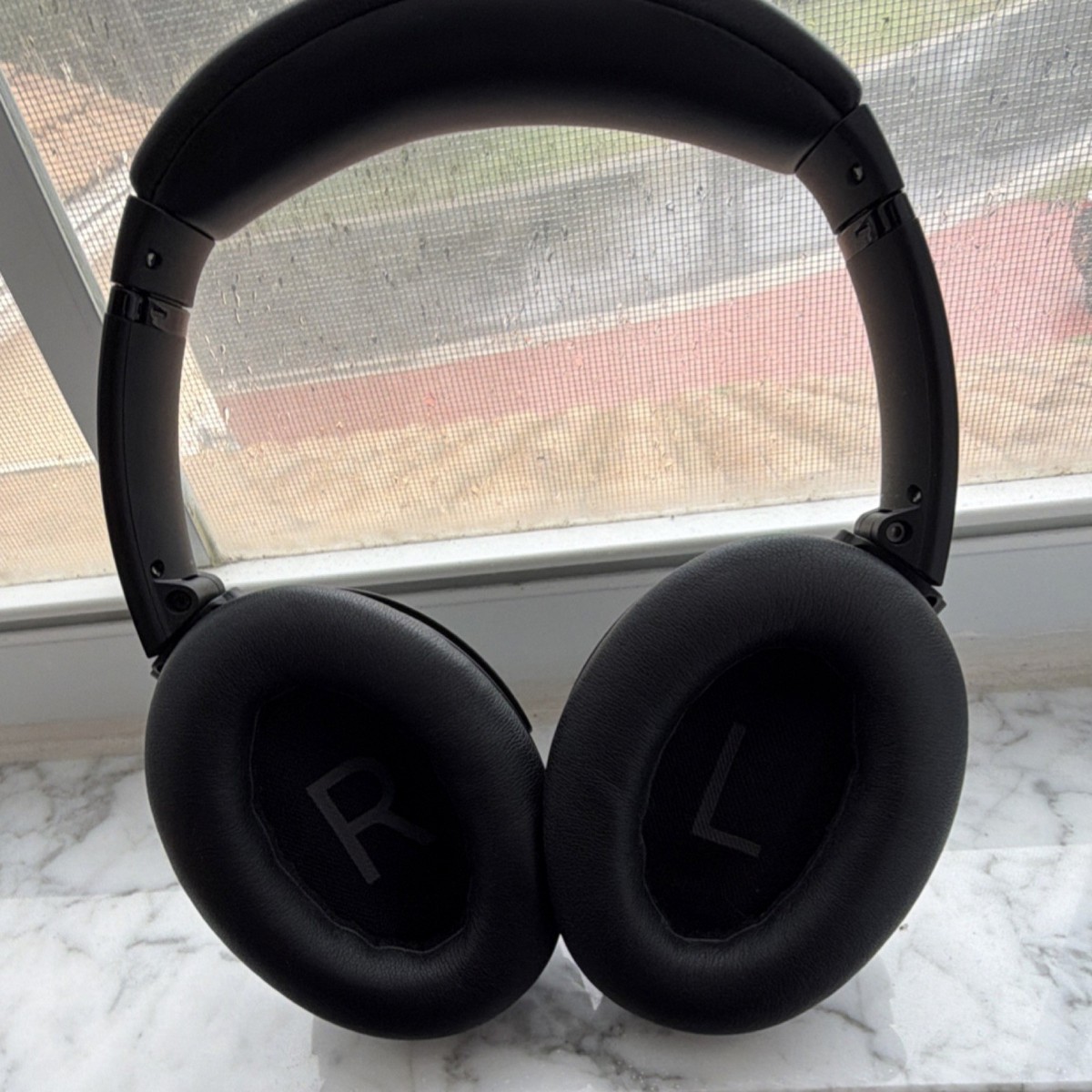 Bose QuietComfort SC Noise Cancelling Bluetooth Headphones Black