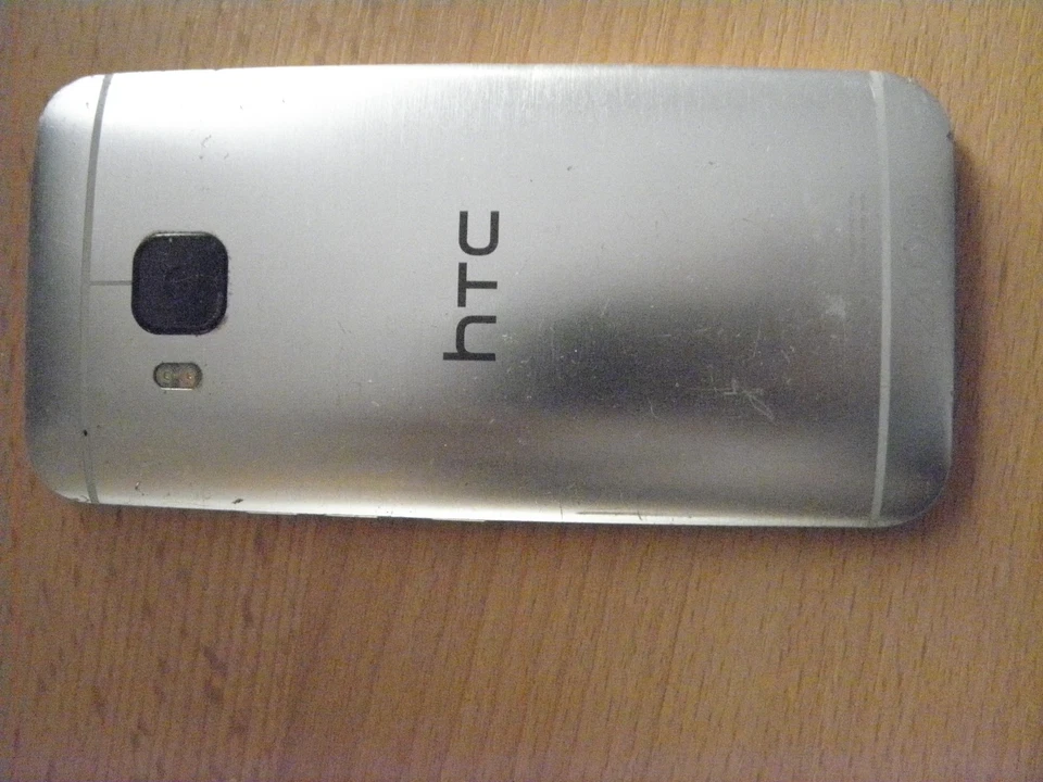 HTC One M9 - 32GB - Gunmetal Gray (Ohne Simlock) (Einzel-SIM) - Bild 2 von 3