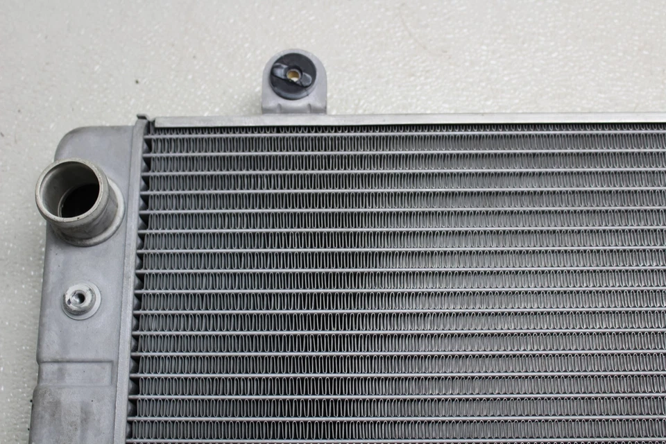 Polaris 2015-2019 honda motor enfriador radiador refrigeración Foto 2 de 4