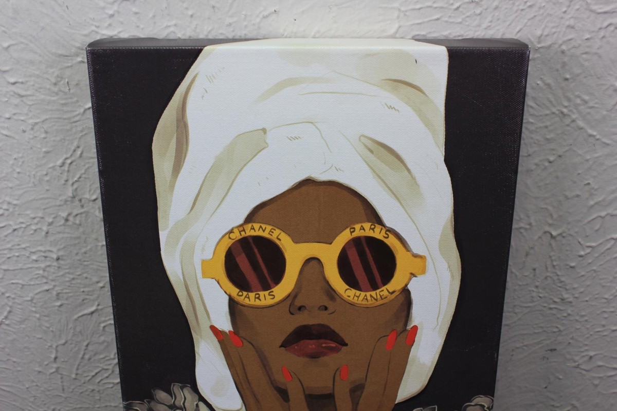 Oliver Gal DESIGN DISTRICT Wall Art Print Home Decor “Chanel Paris