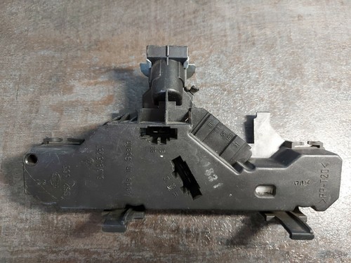 Lampenträger Rückleuchte Links 6N0945257 ohne Leuchtmittel VW Polo 6N 94-99