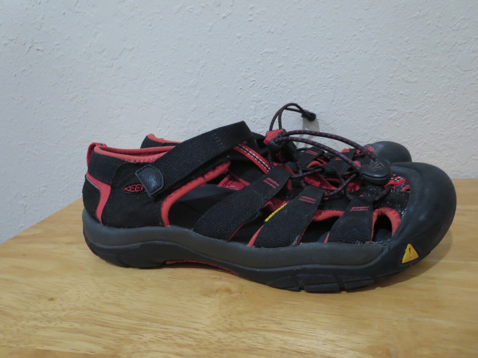 KEEN Sandali da trekking uomo Newport Hydro Water misura 6