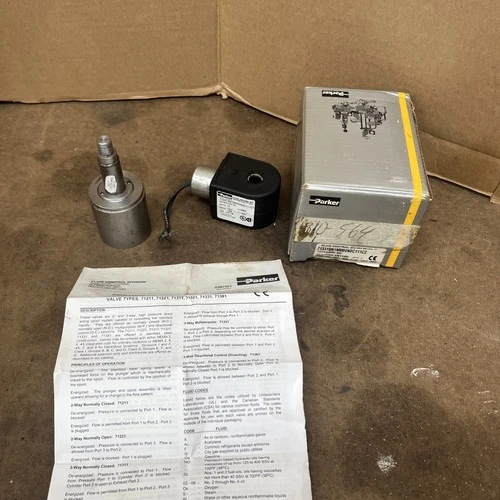 Parker 71331SN1MM00N0C111C2 Industrial Solenoid Valve Used Coil New