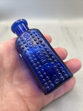NICE VICTORIAN POISON BOTTLE WITH HOBNAILS EMBOSSED VAPO CRESOLENE CO