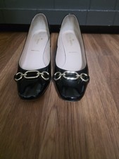 Kate Spade Black Patent Leather Low Heel Pumps Size 6 Beautiful Rare Find