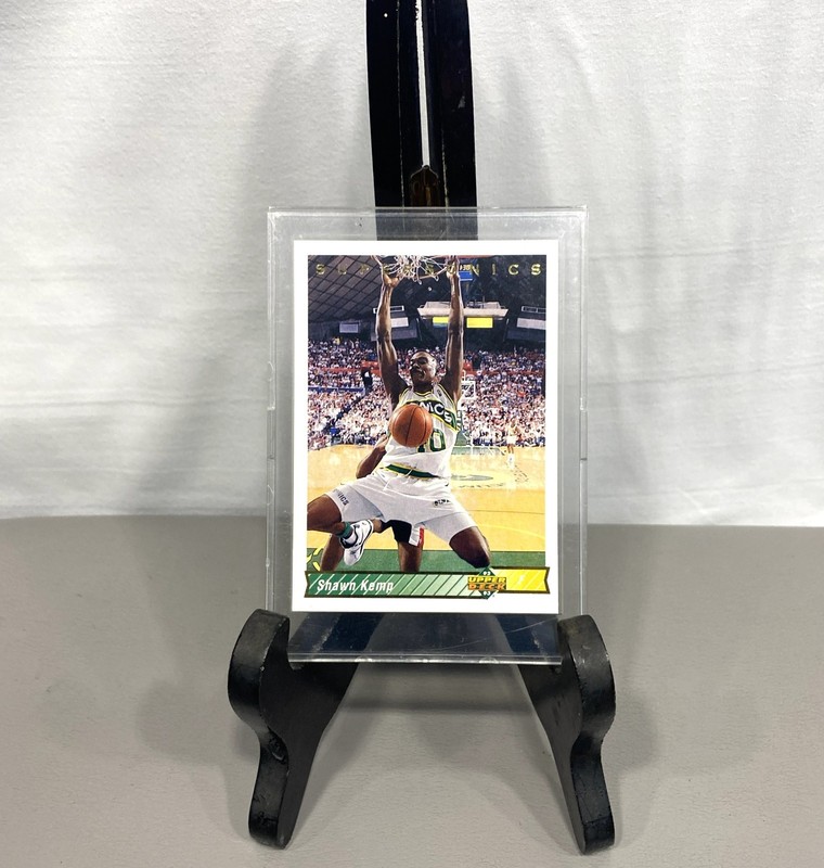 1992-93 SHAWN KEMP Upper Deck NBA Card #240 Seattle Supersonics HOF (NM-MT)