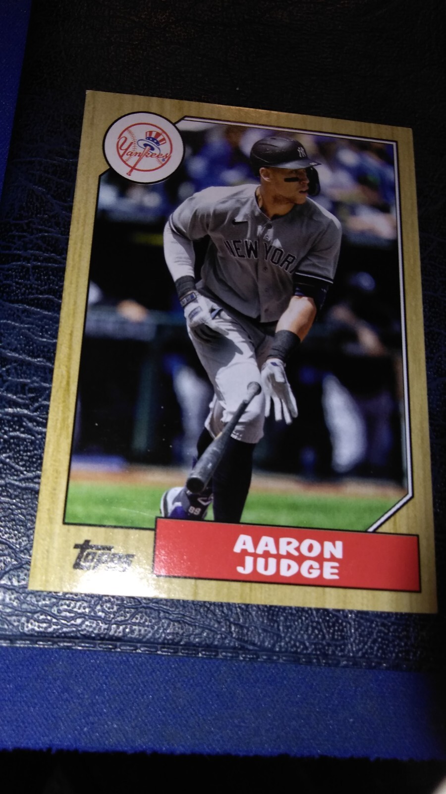 Picture 1 of 1