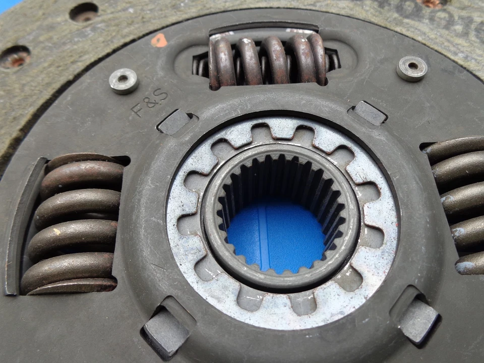 Disco de embrague Mercedes Benz W107 W126 300SL W124 OEM 300SE 300SEL 300E Foto 4 de 4