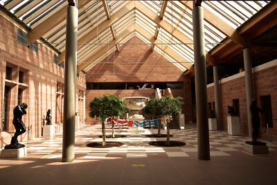 Foto 12x8 Zentralatrium der Burrell Sammlung Bronzeskulpturen um c2014