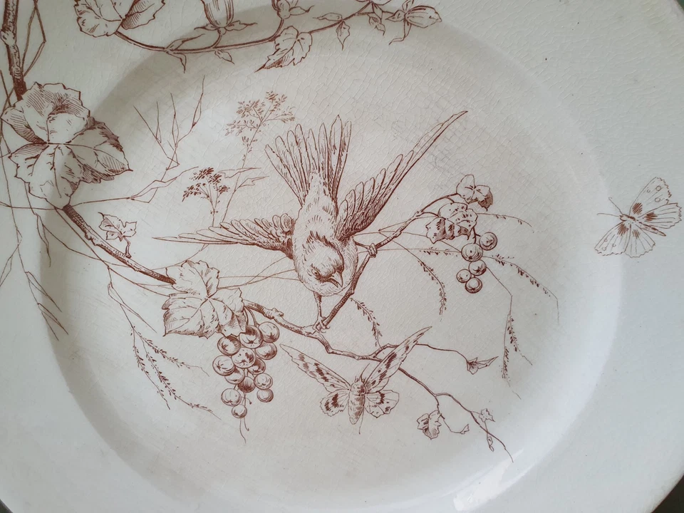 Faïence Clairefontaine XIX ème (1878) 2 Grands Plats (Oiseaux, insectes, fruits) - Photo 2/4