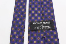3067) MICHAEL JACOBS BOY'S TIE 100% SILK MADE IN USA