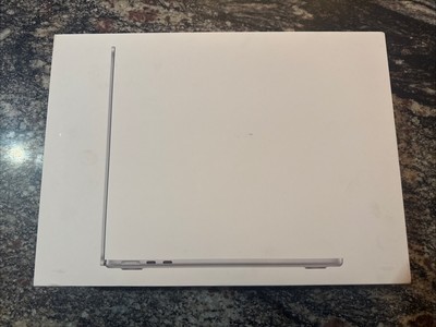 2024 Apple MacBook Air 13'' M3 Chip 8GB RAM / 256 SSD Silver MRXQ3LL/A New