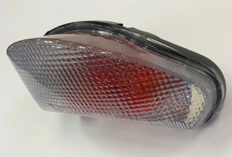 Luz trasera de freno con lente transparente ZX12 ZX12R 2000-2005 Foto 2 de 4