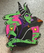 PIN MALEFICENT & DIABLO 3" JUMBO FANTASY SLEEPING BEAUTY