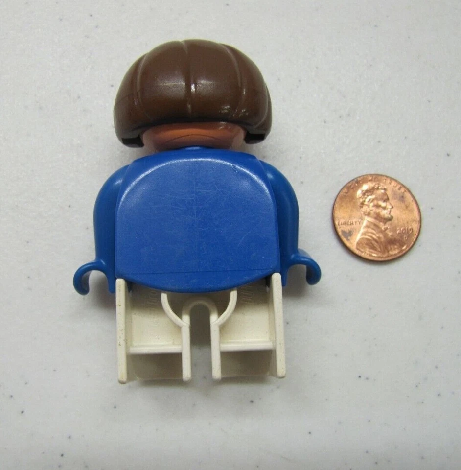 Lego Duplo Woman Lady Airplane Stewardess Flight Attendant 2.5" Figure Vtg. #2 - Image 2 of 3