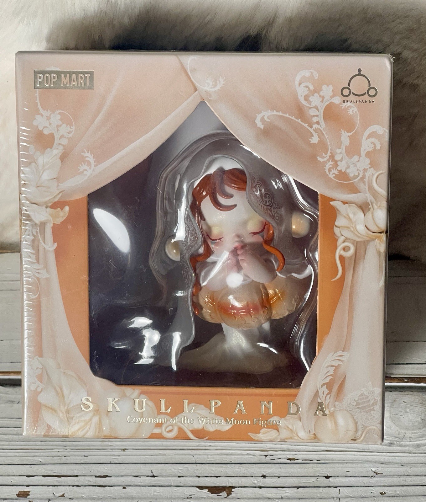 AUTHENTIC Pop Mart SKULLPANDA Covenant of the White Moon Figure FAST SHIP NEW