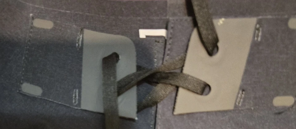 RVCA APEX STRETCH BLACK CAMO BOARDSHORTS MENS SIZE 30 🔥 - Image 4 of 4