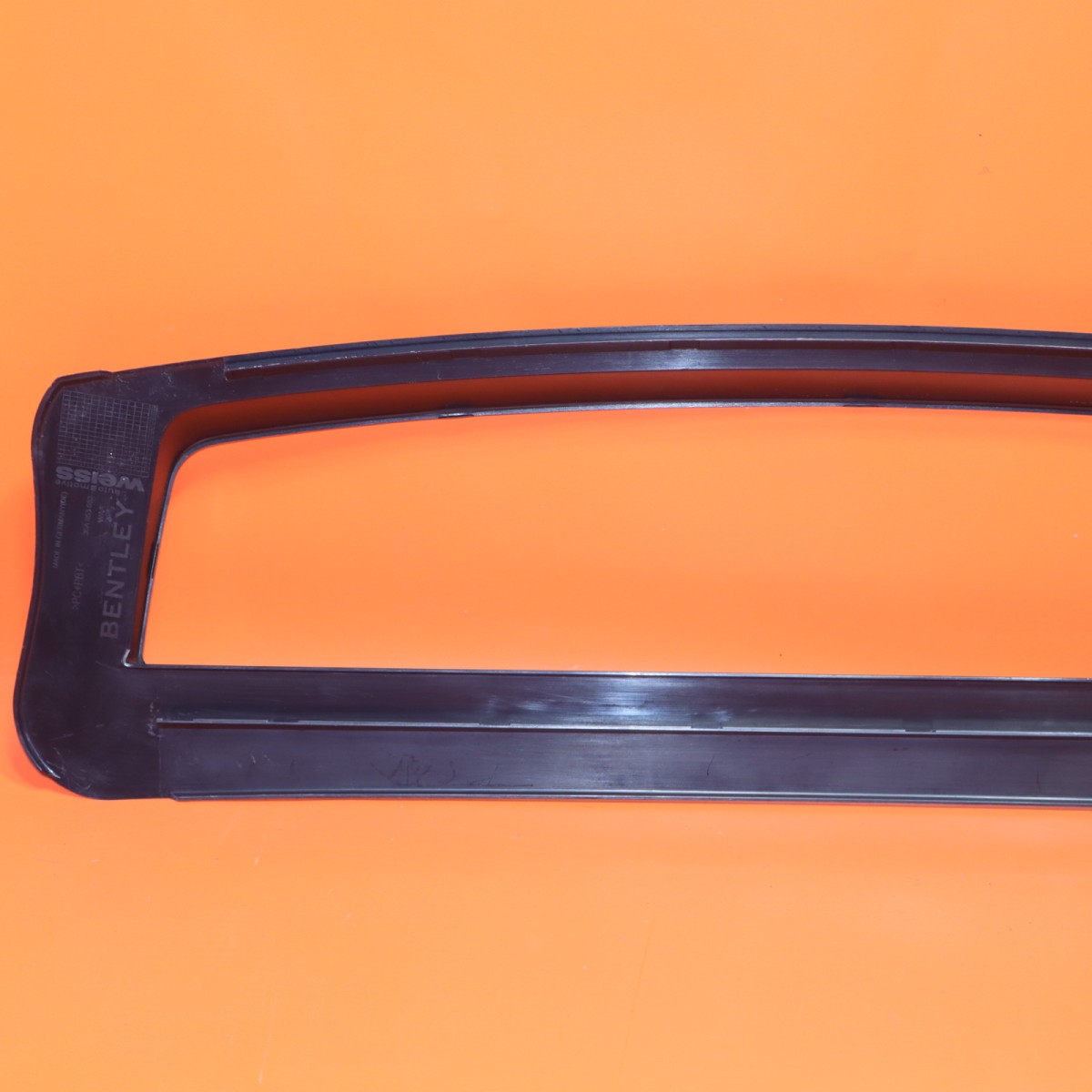 BENTLEY BENTAYGA GRILLE SURROUND TRIM 2016 2017 2018 2019 36A853563 OEM