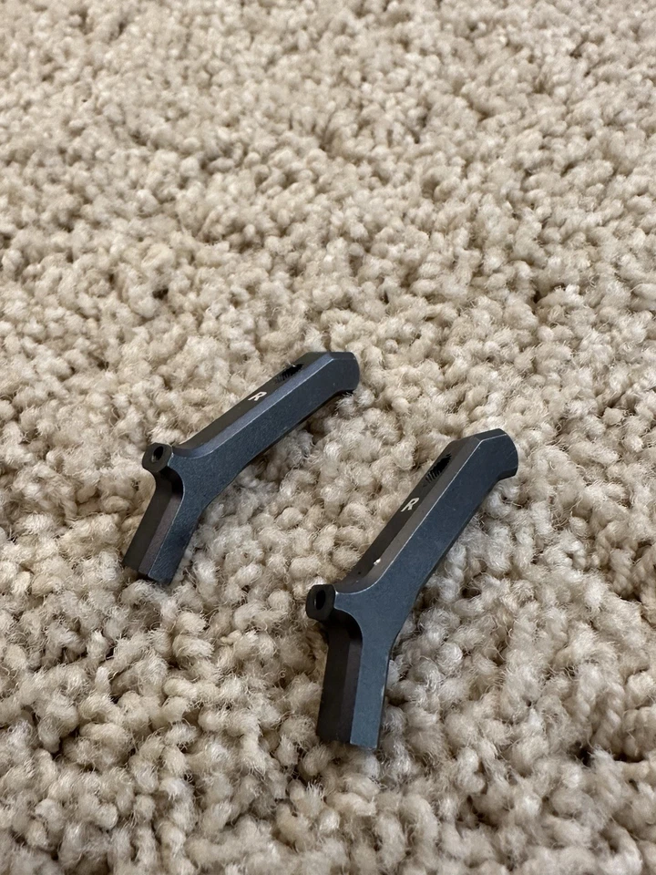 (2) Mugen Seiki A2524R - 后减震塔 MTC2 - 状况良好 — 第 3/4 张图片