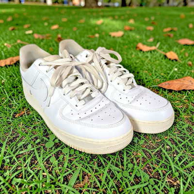 EUC Nike Air Force 1 Triple White Low Top Sneakers Mens Size 12  CW2288-111