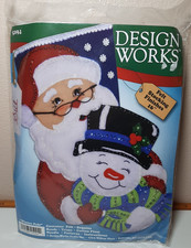 New DIY Design Works Winter Pals Snowman Santa Christmas Felt Stocking Kit 5094