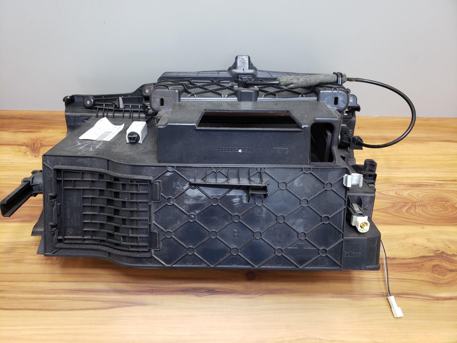 Rolls-Royce Ghost 2010-2014 Glove box Black