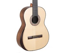 Manuel Rodriguez Magistral E-s 4/4 Scale Classical W/armrest Spruce/walnut