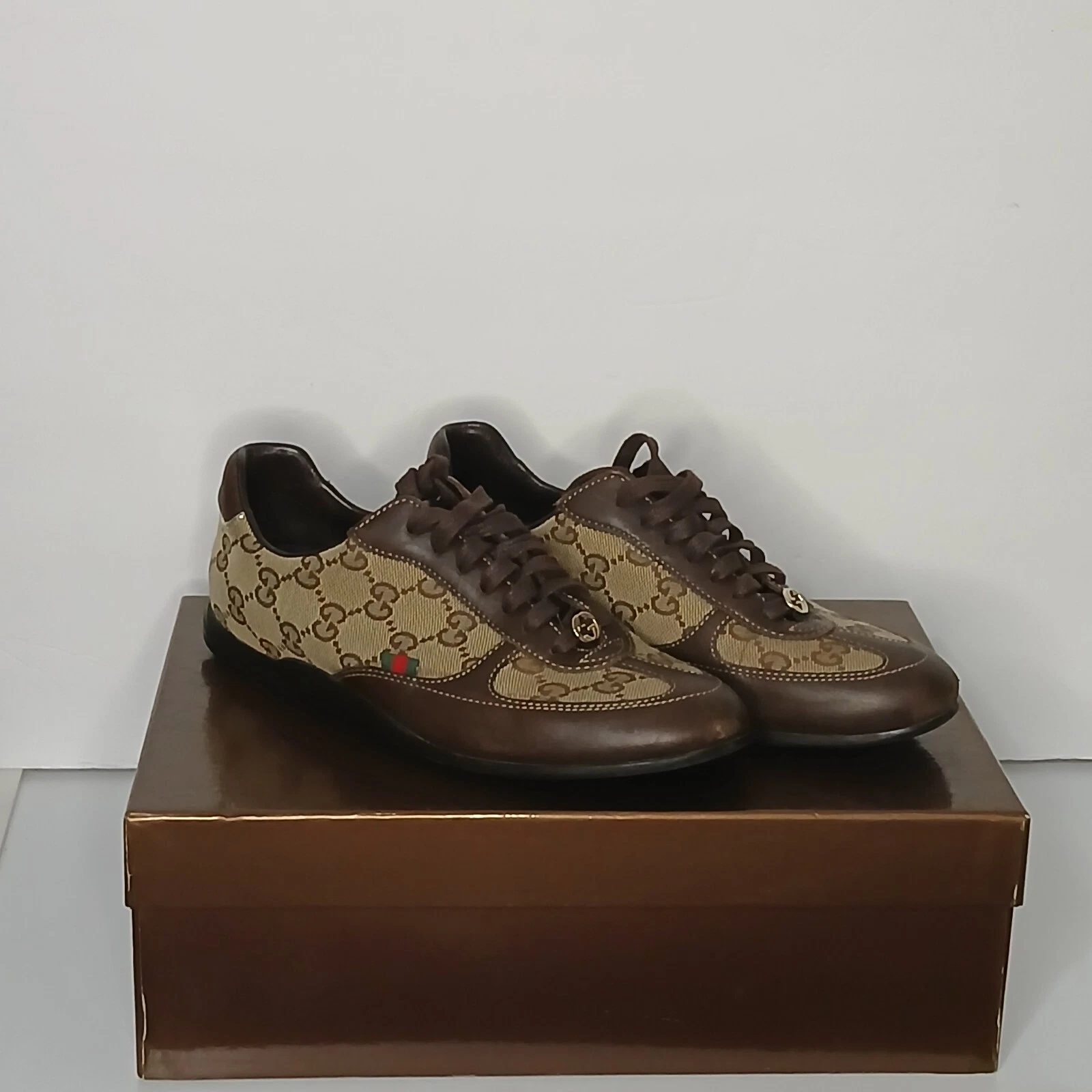 Chaussures femme Gucci pointure 35, beige ébène, 164183 F4060