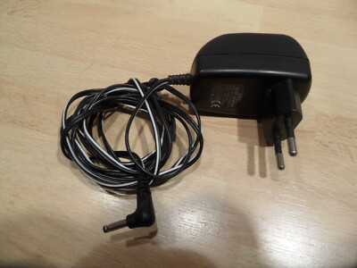 DVE AC DC Adaptor Adapter Netzteil Model DV-4550UP-4112   4,5V  500mA  n200