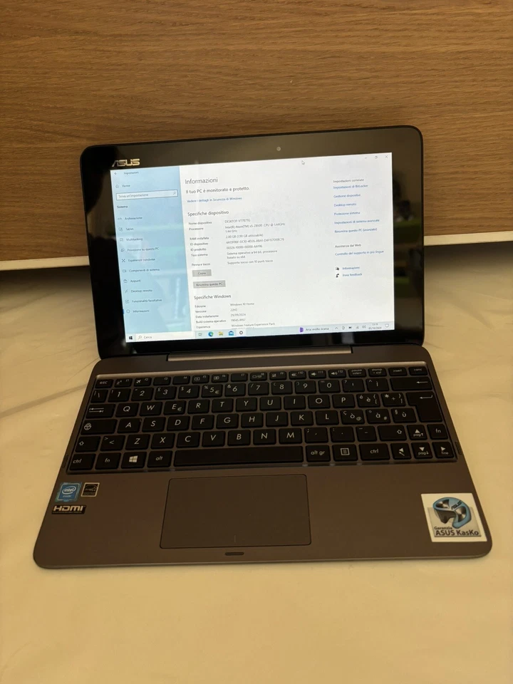 ASUS Transformer Book T100HA-FU002T 10.1" Windows 10 Tablet - Immagine 2 di 4