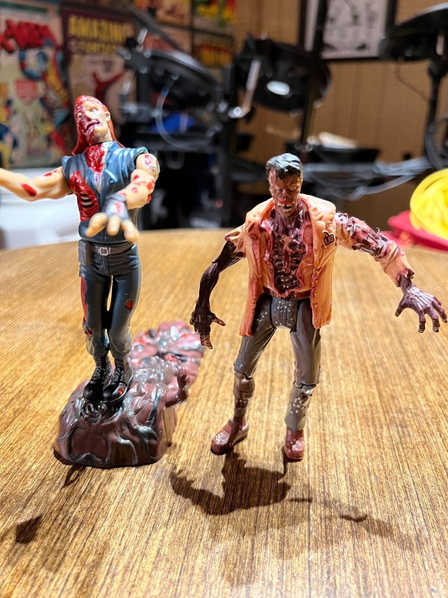 Toy Biz Resident Evil Forest Speyer & Lab Coat Zombie Action