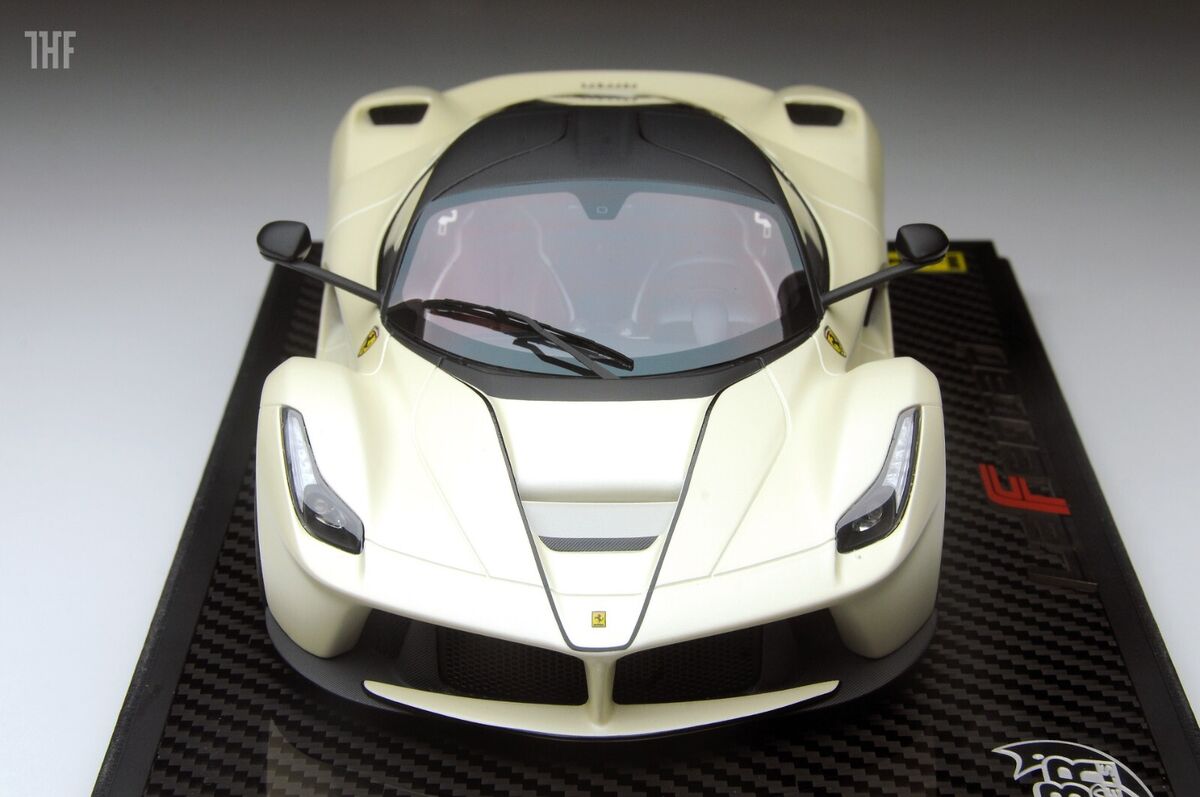 1/18 BBR Ferrari LaFerrari Matt Fuji White/Carbon roof Ltd 1/18 BBR Ferrari LaFerrari Matt Fuji White/Carbon roof Ltd