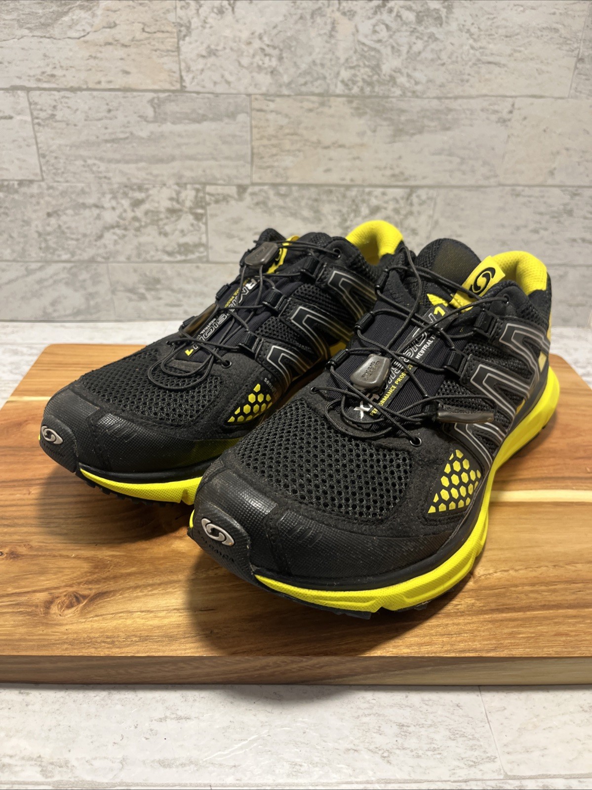 Scarpe da trekking Salomon XR Mission 1 da uomo taglia 10 5 nero giallo come nuove